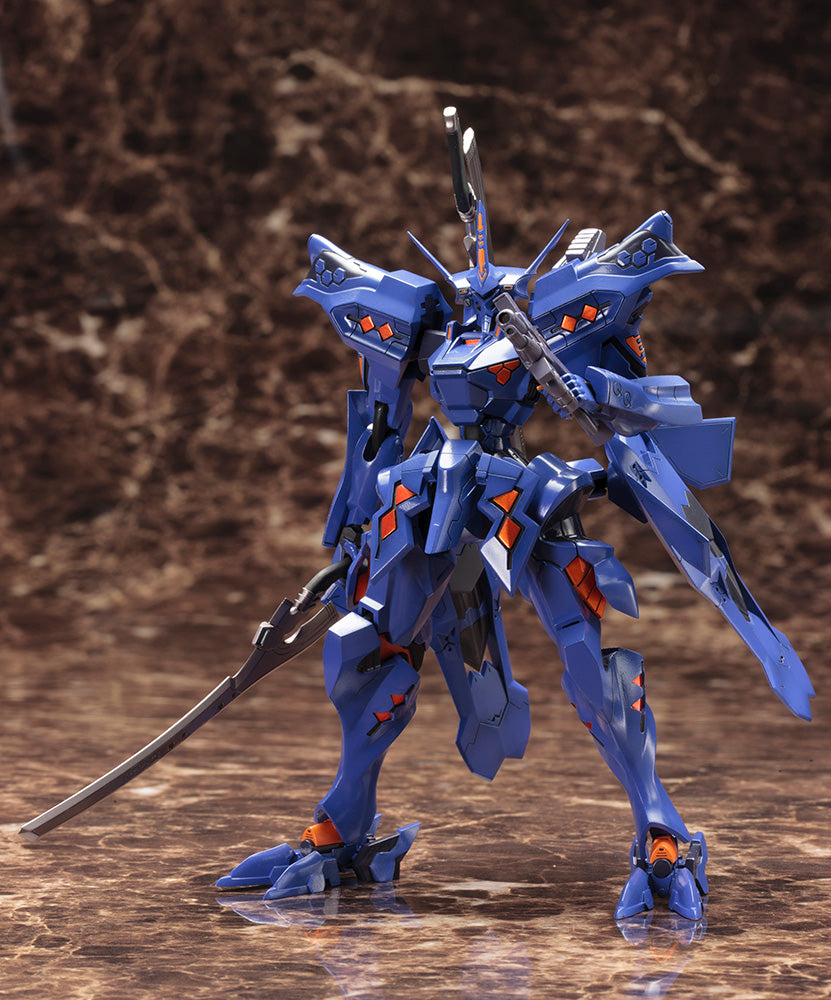 Takemikaduchi TYPE-00R KONOE16 COMMANDER 1/144 Model Kit