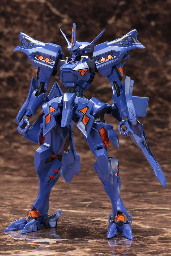 Takemikaduchi TYPE-00R KONOE16 COMMANDER 1/144 Model Kit