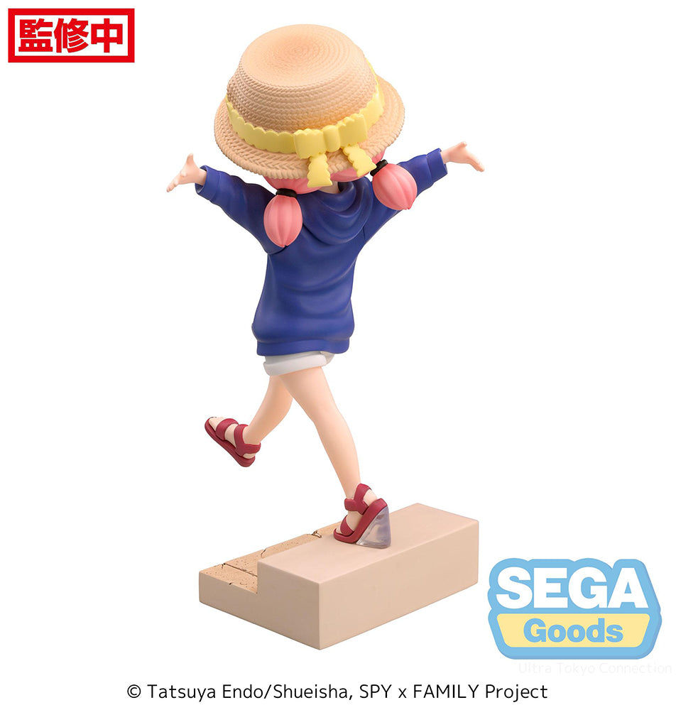 Spy X Family Anya Forger Resort! Luminasta Figure